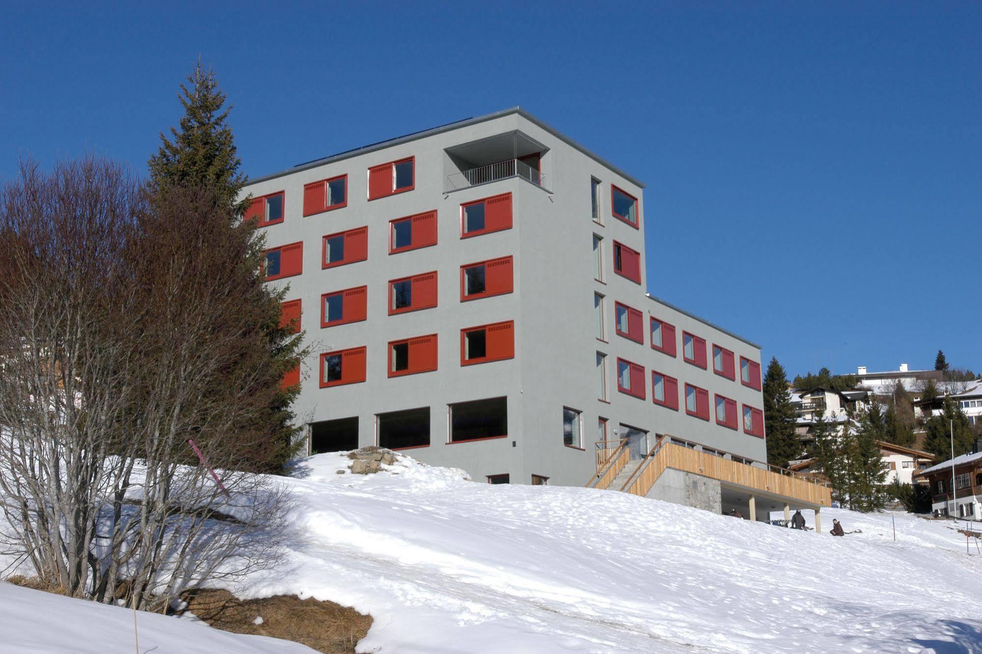 Valbella-Lenzerheide Youth Hostel Екстер'єр фото