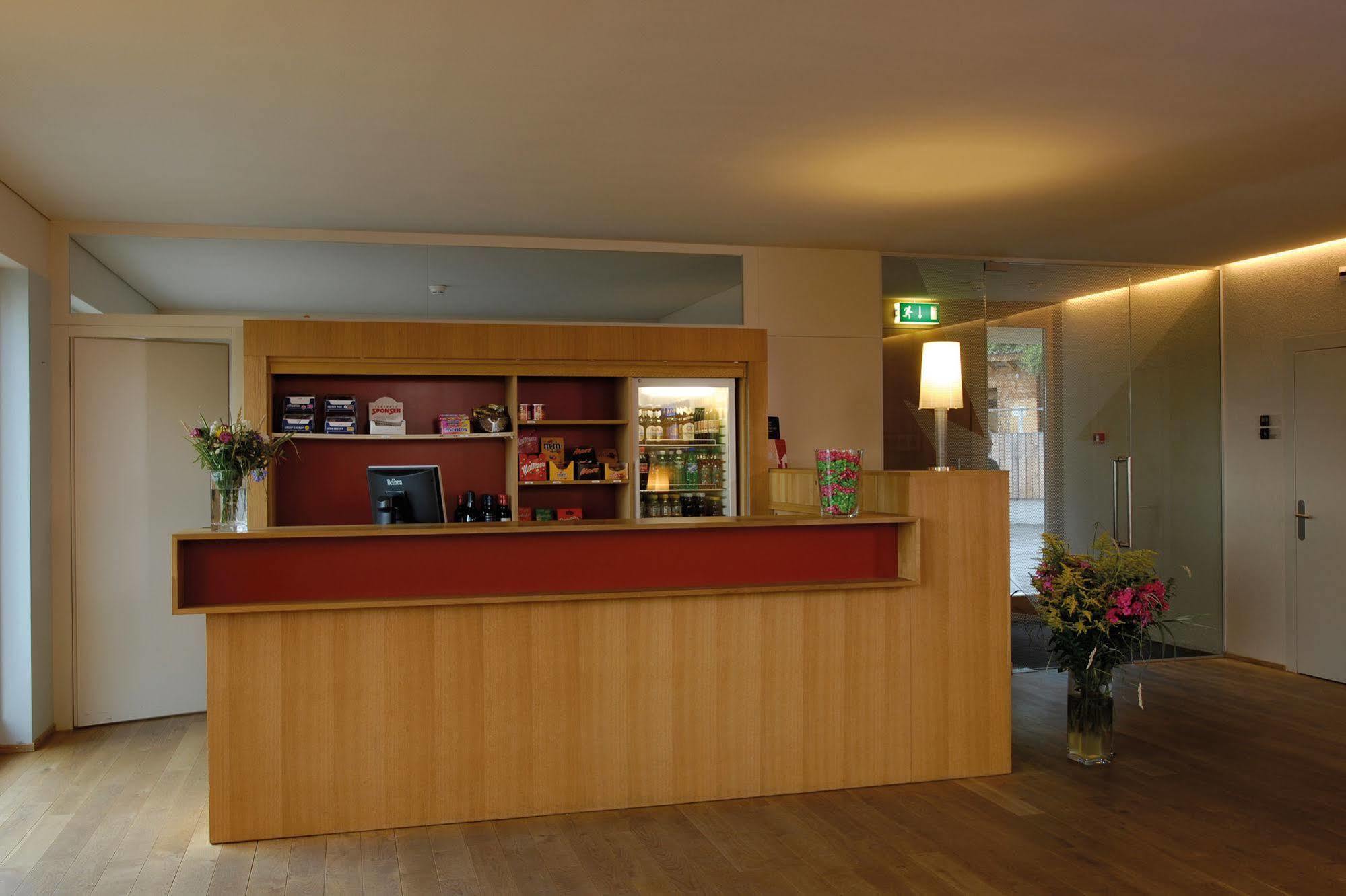 Valbella-Lenzerheide Youth Hostel Екстер'єр фото